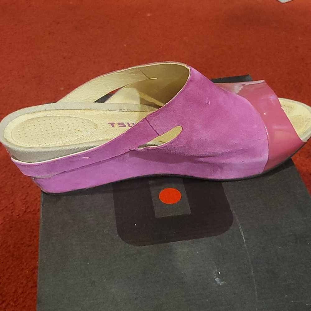 Sandals - Picture 3 of 4